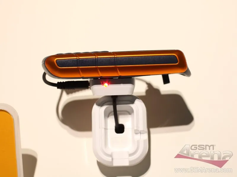 E2370 Xcover - Samsung smartphone