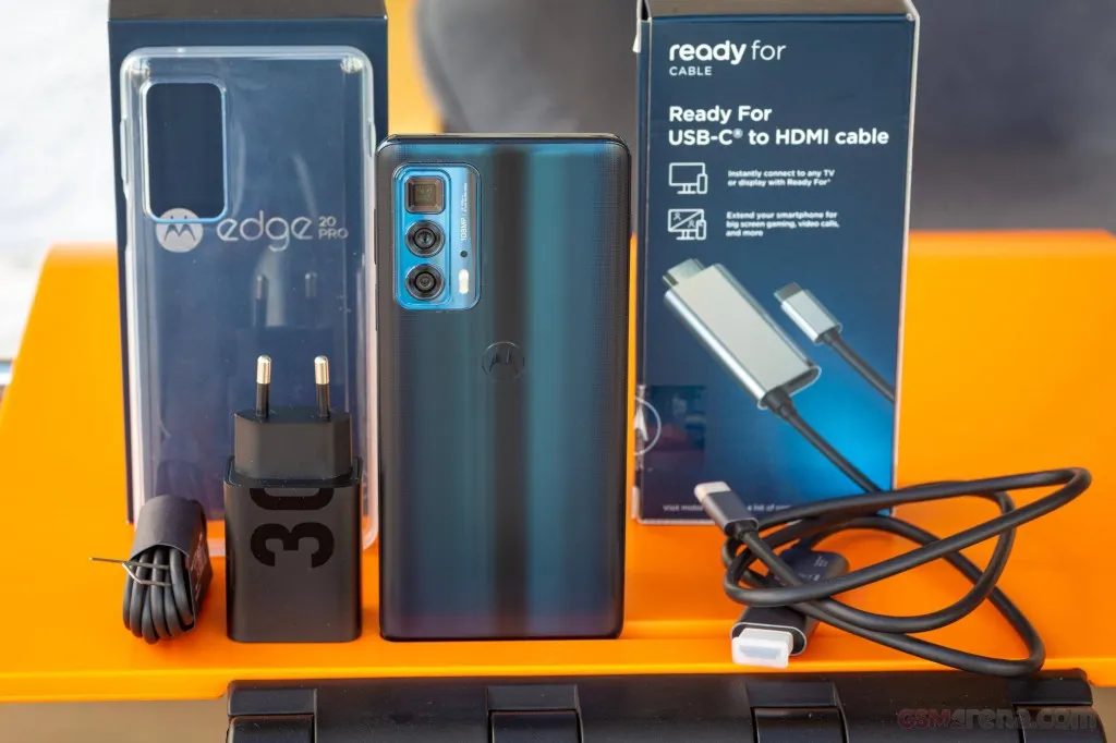 Edge 20 Pro