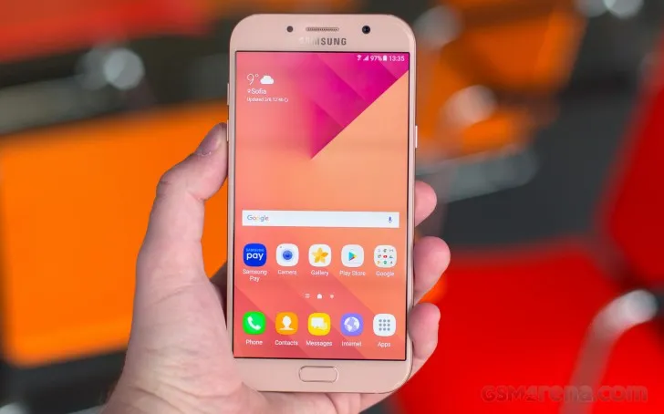 Galaxy A7 (2017)