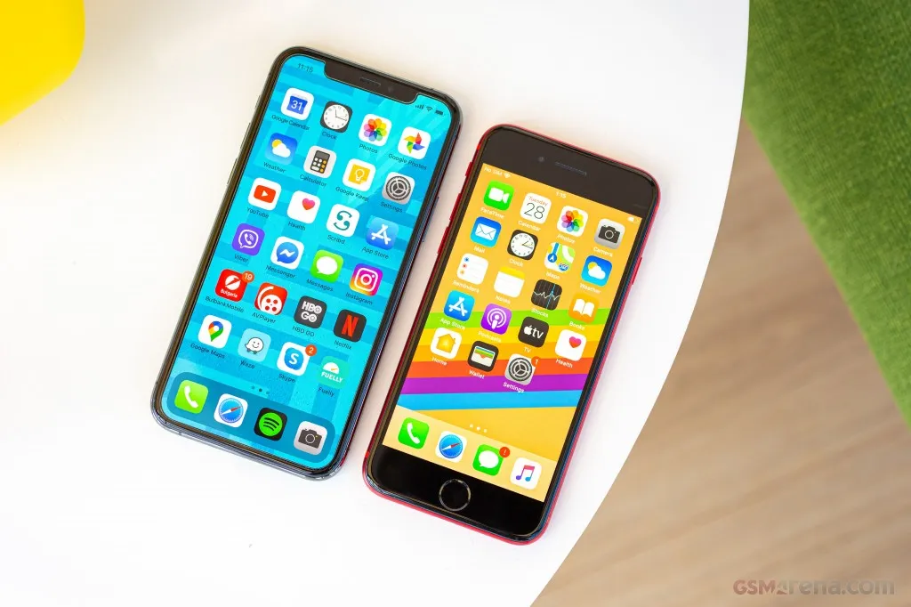 iPhone SE (2020)