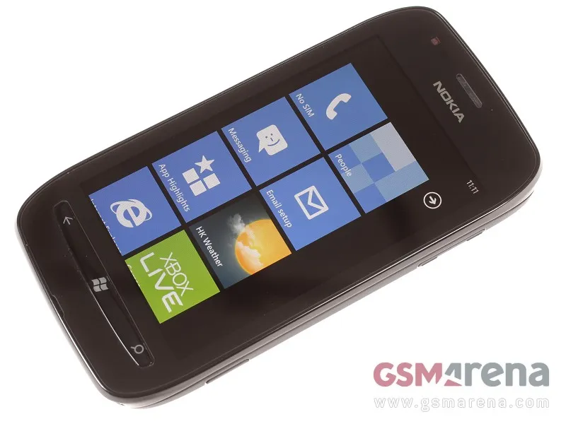 Lumia 710
