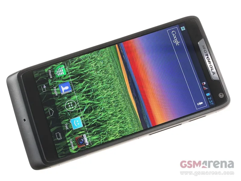 RAZR i XT890