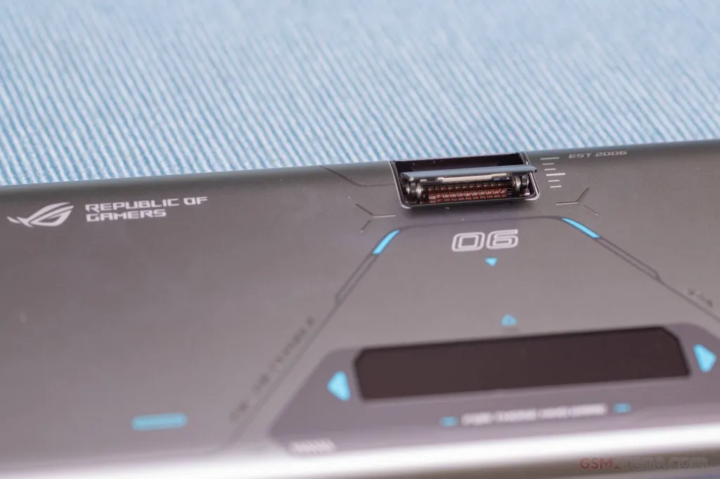 ROG Phone 6D Ultimate