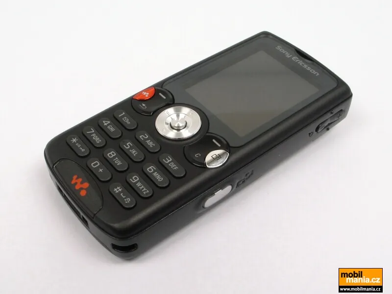 W810