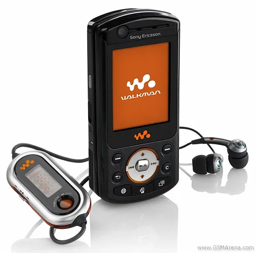 W900