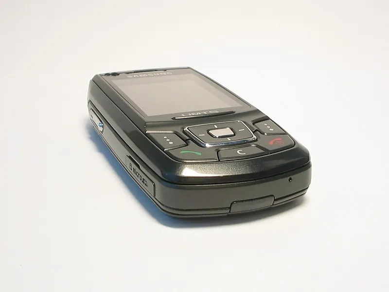 Samsung Z400 - Samsung smartphone